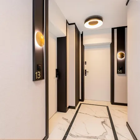 Stare Z Widokiem Na Ogrod, Bezplatny Parking, Szybkie Wi-fi Apartment *