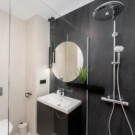 Stare Z Widokiem Na Ogrod, Bezplatny Parking, Szybkie Wi-fi קרקוב