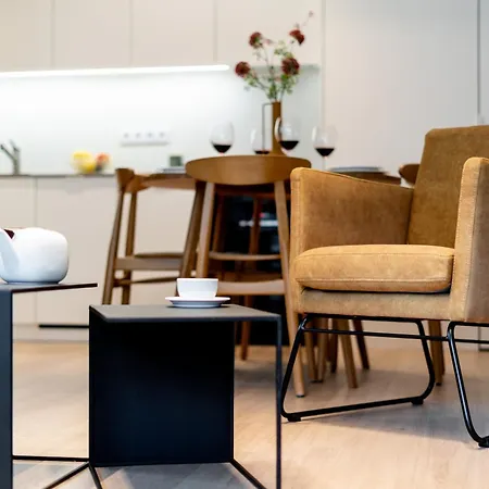 דירה Stare Z Widokiem Na Ogrod, Bezplatny Parking, Szybkie Wi-fi קרקוב