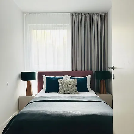 Stare Z Widokiem Na Ogrod, Bezplatny Parking, Szybkie Wi-fi Apartman Krakkó